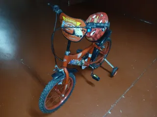 Bicicleta Infantil Rayo McQueen + Casco