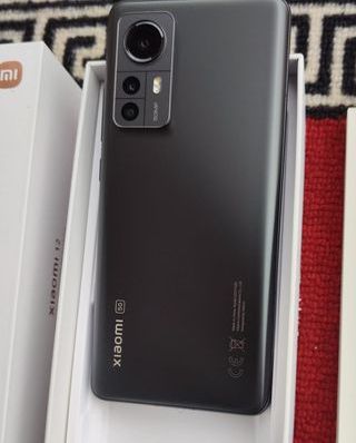 Xiaomi 12 5G 128GB Gris + Cargador Nuevo