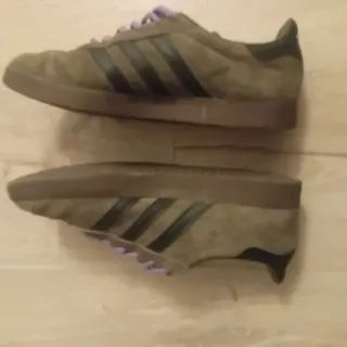 Zapatillas Adidas Gazelle Marrones y Verdes