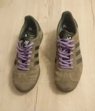 Zapatillas Adidas Gazelle Marrones y Verdes