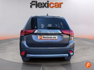 Mitsubishi Outlander 220 DI-D Motion 2WD 5 Plazas