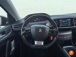 Peugeot 308 5p Allure BlueHDI 130 S&S