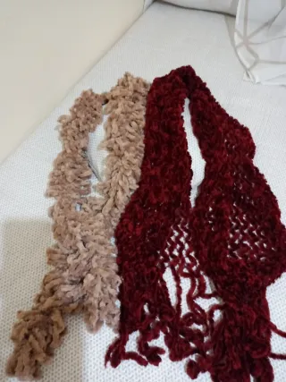 Bufanda burdeos y camel.