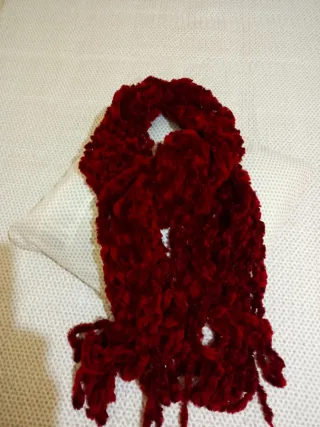 Bufanda burdeos y camel.