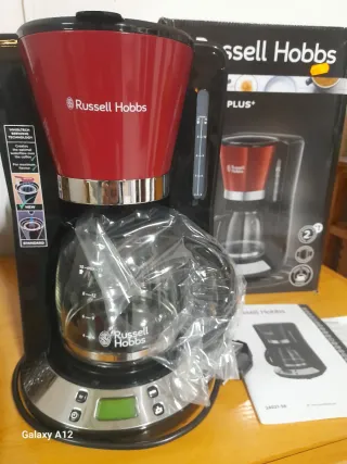 Cafetera Russell Hobbs Roja