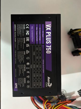 Fuente Alimentación Aerocool VX PLUS 750W