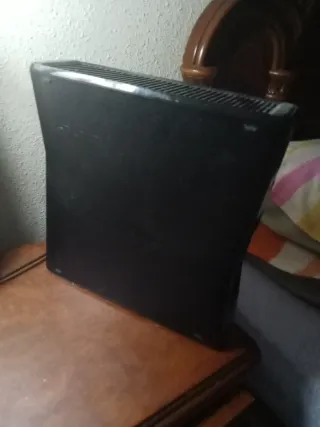 Xbox 360 Negra sin mando, como nueva 689299223urge