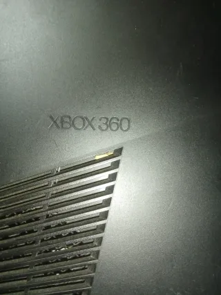 Xbox 360 Negra sin mando, como nueva 689299223urge