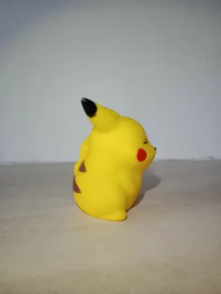 Pokémon finger puppet / toy / figure Pikachu