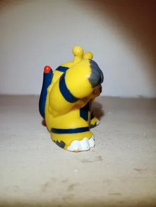 Pokémon finger puppet / toy / figure Electivire