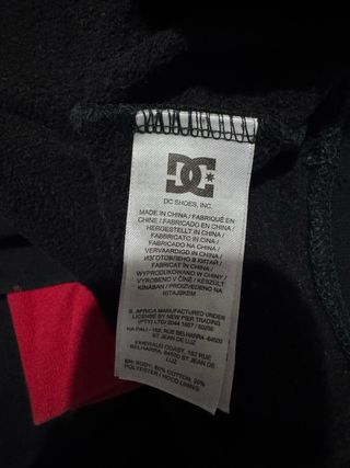 Sudadera DC Shoes Negra y Roja