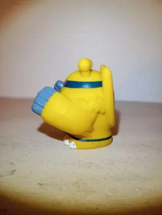 Pokémon finger puppet / toy / figure Electivire