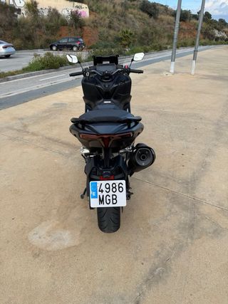 Yamaha TMAX 560 2023