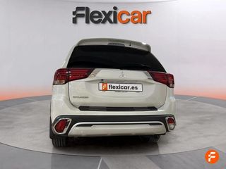 Mitsubishi Outlander 200 MPI Motion CVT 2WD 7 Plazas