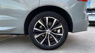 VOLVO XC60 2.0 B4 D PLUS DARK AUTO 5P