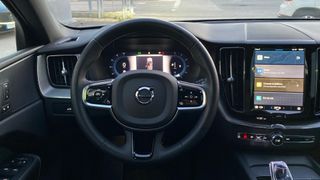 VOLVO XC60 2.0 B4 D PLUS DARK AUTO 5P