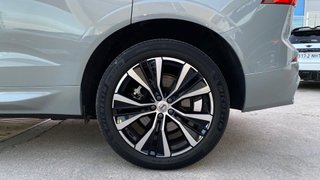 VOLVO XC60 2.0 B4 D PLUS DARK AUTO 5P