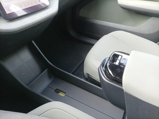 VOLVO EX30 BEV 69KWH TWIN MOTOR PER. ULTRA CC AWD 428 5P