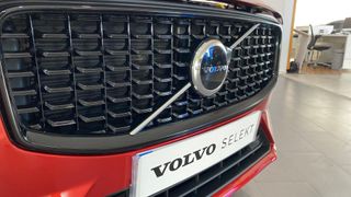 VOLVO XC60 2.0 B4 D CORE AUTO 5P