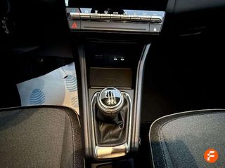 Renault Captur techno Eco-G 100cv (74 kW)