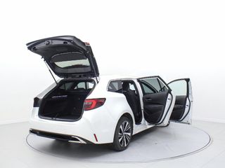 TOYOTA COROLLA 1.8 HYBRID STYLE E-CVT 140 5P