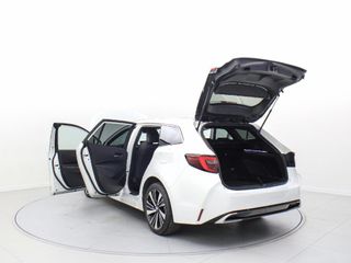 TOYOTA COROLLA 1.8 HYBRID STYLE E-CVT 140 5P