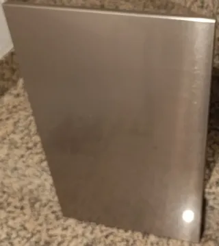 Nuevas. Puertas RIKSVIKEN IKEA Bronce metálico