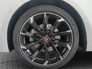 TOYOTA Corolla 5P GR SPORT 180H e-CVT