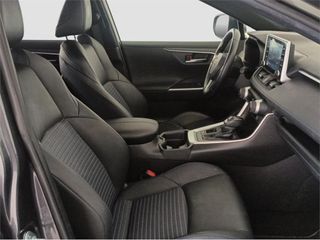 TOYOTA RAV4 5P STYLE 220H e-CVT