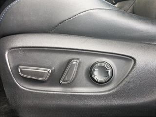 TOYOTA RAV4 5P STYLE 220H e-CVT