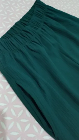 Pantalón verde rib talla M