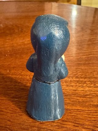 Figura de porcelana de monja