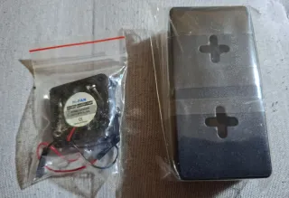 Carcasa y ventilador Raspberry Pi