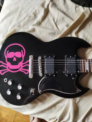 Guitarra EPIPHONE SG G-400 PASTILLAS EMG ACTIVAS