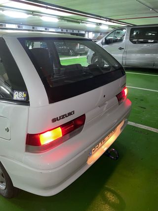 Suzuki Swift GLS 2003
