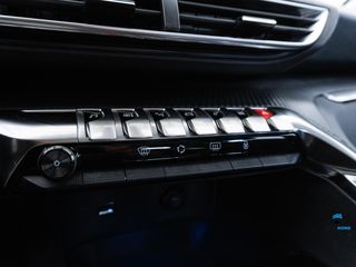 Peugeot 3008 1.2 PURETECH 96KW (130CV) ALLURE S&S