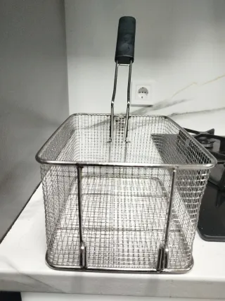 FREIDORA INDUSTRIAL 8L CON GRIFO