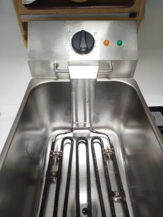 FREIDORA INDUSTRIAL 8L CON GRIFO