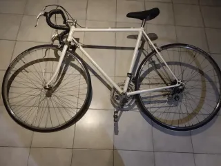 Bicicleta carretera vintage en perfecto estado