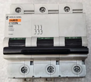 Magnetotérmico Merlin Gerin 80A 3 Polos