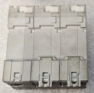 Magnetotérmico Merlin Gerin 80A 3 Polos