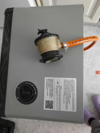 Estufa de gas Orbegozo azul