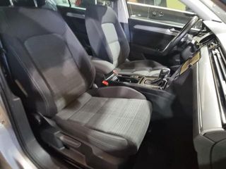 VOLKSWAGEN Passat Executive 1.6 TDI 88 kW (120 CV) DSG 7 vel.