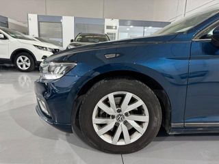 VOLKSWAGEN Passat 2.0 TDI Business BlueMot. Tech.