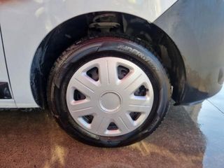 DACIA Dokker Base 1.6 75 kW (101 CV)