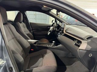 TOYOTA C-HR Hybrid Active