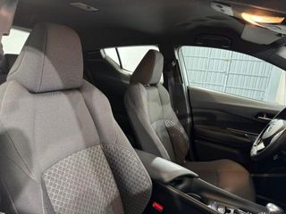 TOYOTA C-HR Hybrid Active