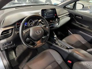 TOYOTA C-HR Hybrid Active