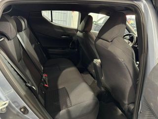 TOYOTA C-HR Hybrid Active