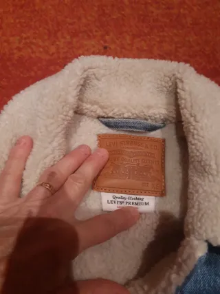 Cazadora Levi's premium borreguito XS